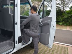2017款 1.9T 短轴中顶星物流厢式运输车