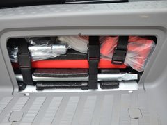 2017款 1.9T 短轴中顶星物流厢式运输车