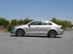 2017款 230TSI DSG豪华型