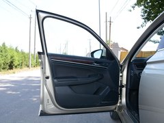 2017款 230TSI DSG豪华型
