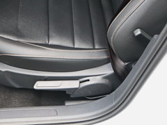 2017款 1.6L 自动舒适型