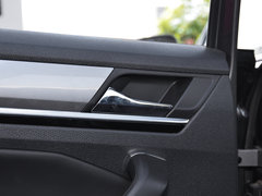 2017款 1.6L 自动舒适型