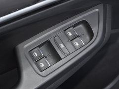 2017款 1.6L 自动舒适型
