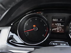 2017款 1.6L 自动舒适型