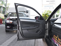 2017款 1.6L 自动舒适型