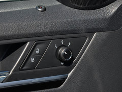 2017款 1.6L 手动舒适型
