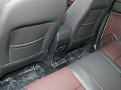 2017款 1.8L 手动精英型
