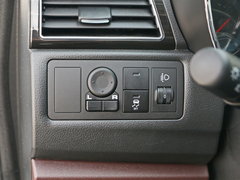2017款 1.8L 手动精英型