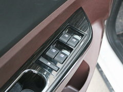 2017款 1.8L 手动精英型