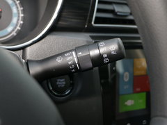 2017款 1.8L 手动精英型