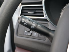 2017款 1.8L 手动精英型