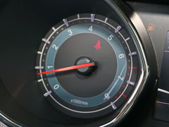 2017款 1.8L 手动精英型