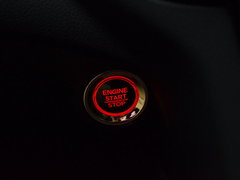 2017款 370TURBO 四驱尊耀版