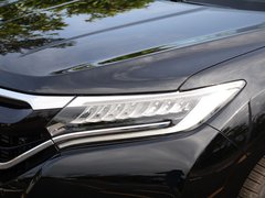 2017款 370TURBO 四驱尊耀版