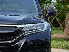 2017款 370TURBO 四驱尊耀版