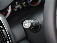 2017款 240TURBO 两驱豪华版