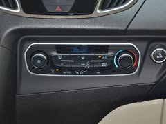 2017款 2.0T 自动精睿版