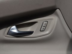 2017款 2.0T 自动精睿版