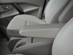 2017款 2.0T 自动精睿版