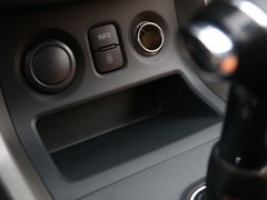 2017款 强动力版 1.5T CVT尊贵型