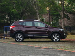 2017款 强动力版 1.5T CVT尊贵型