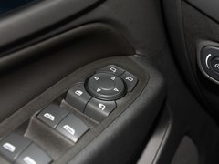 2017款 550T 自动四驱捍界版