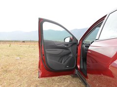 2017款 550T 自动四驱捍界版