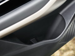 2017款 1.6L 手动尊贵型