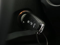 2017款 1.6L 手动尊贵型