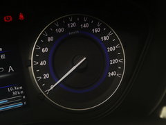2017款 1.6L 手动尊贵型
