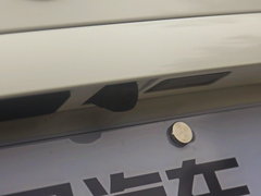 2017款 1.6L 手动尊贵型