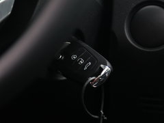 2017款 1.6L 手动豪华型