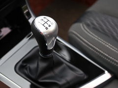 2017款 1.6L 手动豪华型