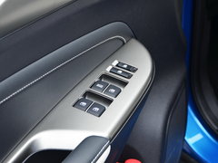 2017款 1.6L 自动智领型