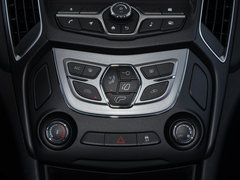2017款 1.5L CVT尊贵版