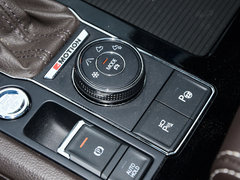2017款 530 V6 四驱至尊旗舰版