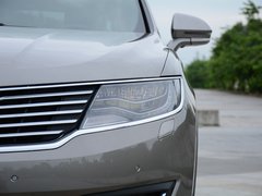 2017款 2.7T 四驱总统版