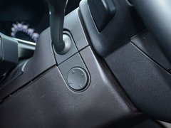 2017款 2.7T 四驱总统版