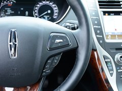 2017款 2.7T 四驱总统版