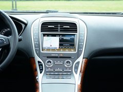 2017款 2.7T 四驱总统版