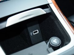 2017款 2.7T 四驱总统版