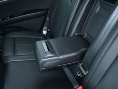 2017款 2.7T 四驱总统版
