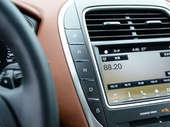 2017款 2.7T 四驱总统版