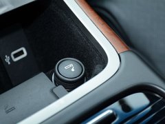 2017款 2.7T 四驱总统版