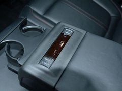 2017款 2.7T 四驱总统版