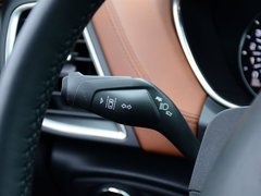2017款 2.7T 四驱总统版