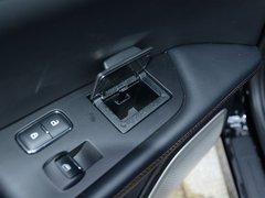 2017款 2.7T 四驱总统版