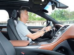 2017款 2.7T 四驱总统版