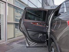 2017款 2.7T 四驱尊耀版