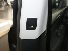 2017款 380TSI 旗舰型6座